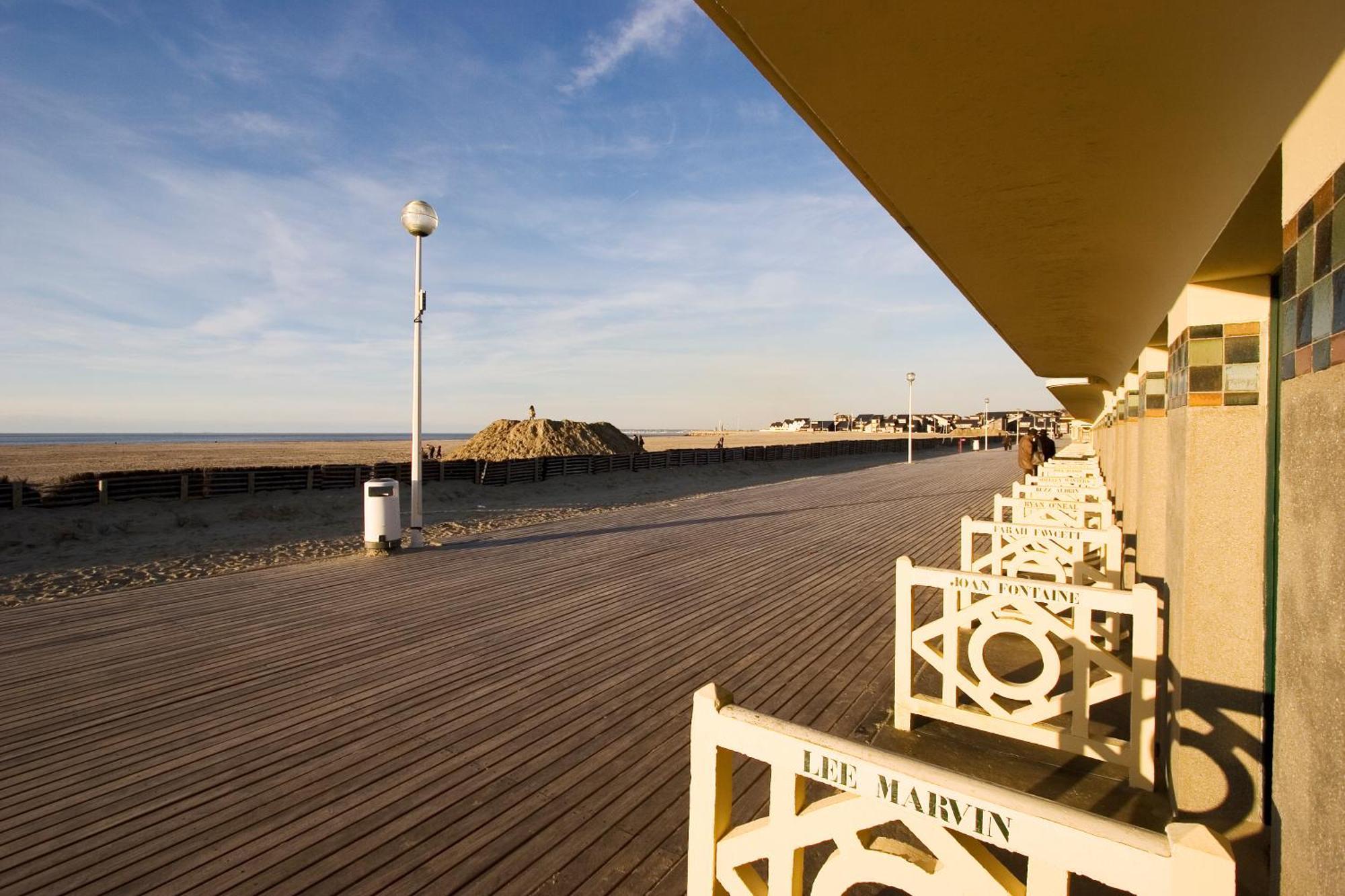 Ibis Budget Cabourg Dives Sur Mer Exterior foto